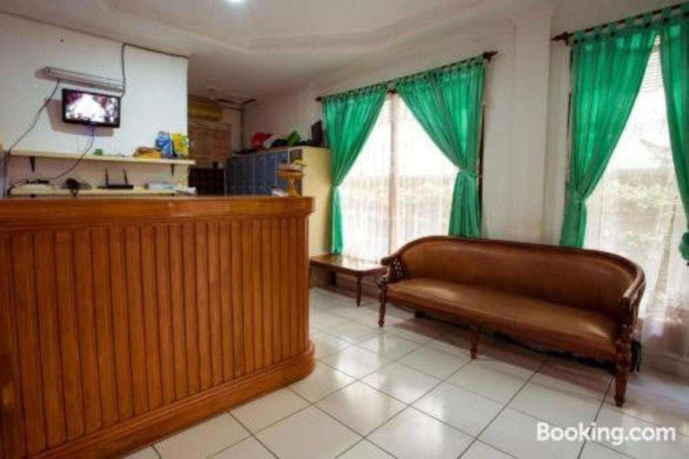 Segara Sadhu Inn Kuta By Ecommerceloka Zewnętrze zdjęcie